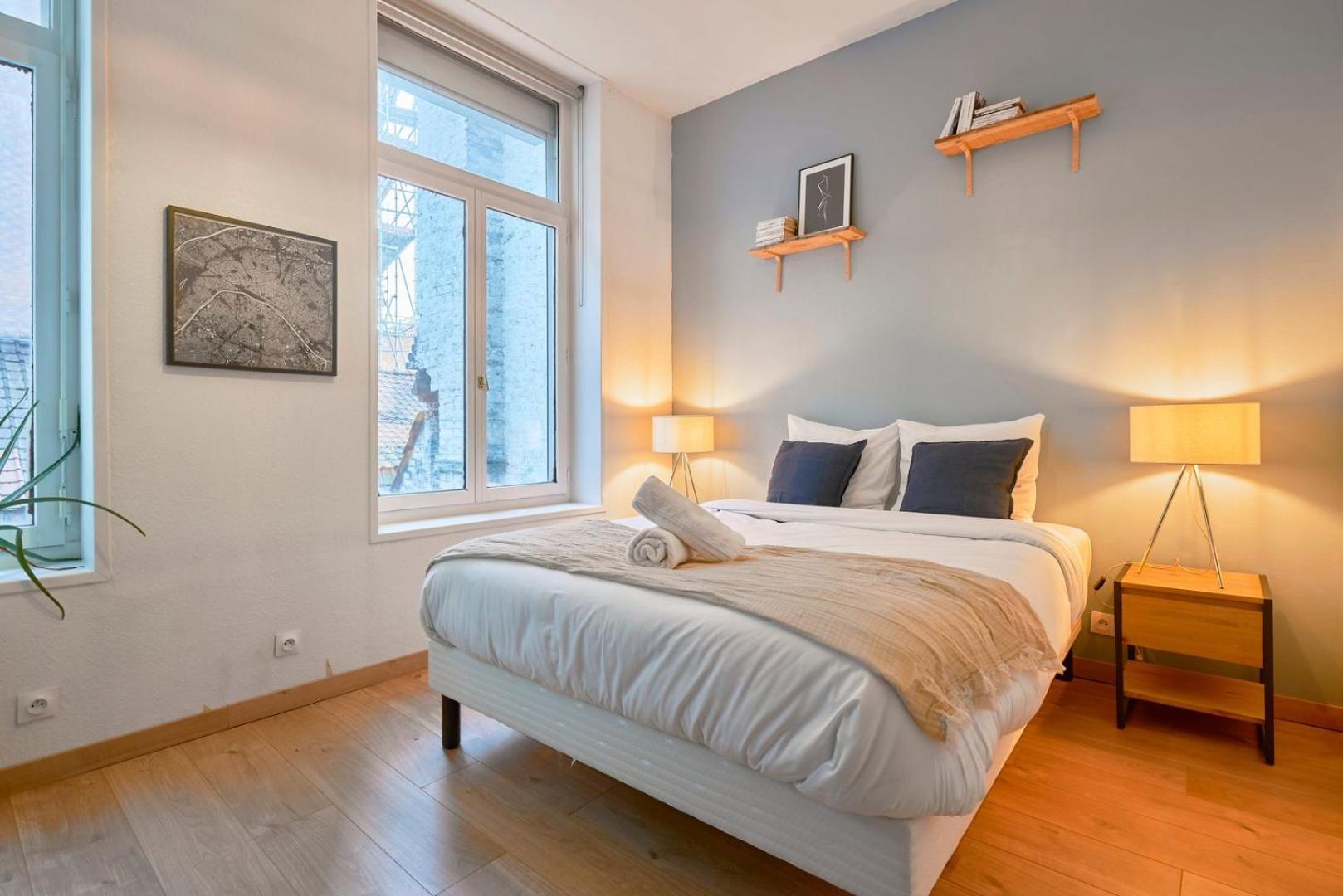 1 Bedroom Apartment Near Metro, Shops & Schools ليل المظهر الخارجي الصورة